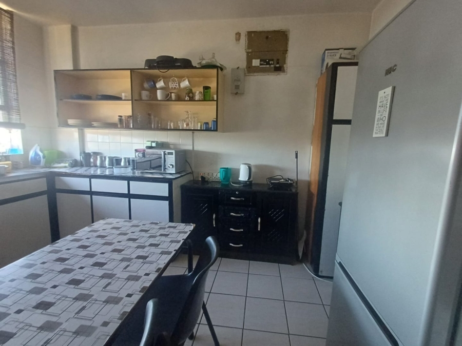 2 Bedroom Property for Sale in Labiance Estate Western Cape